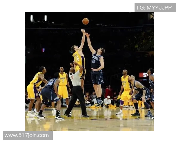 球星进场仪式流程解析：从热身到开球的完整步骤与背后故事